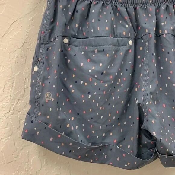 EUC Lululemon Spring Break Away Short Confetti Cake Multi sz 4 - Picture 7 of 10
